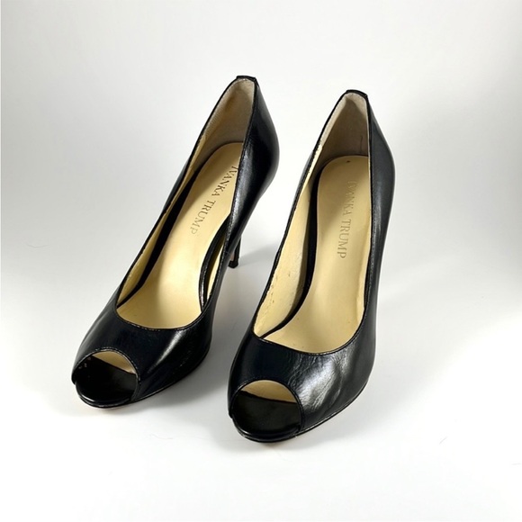 IVANKA TRUMP HEELS PEEP TOE BLACK LEATHER IN SIZE 8.5M - Picture 2 of 7